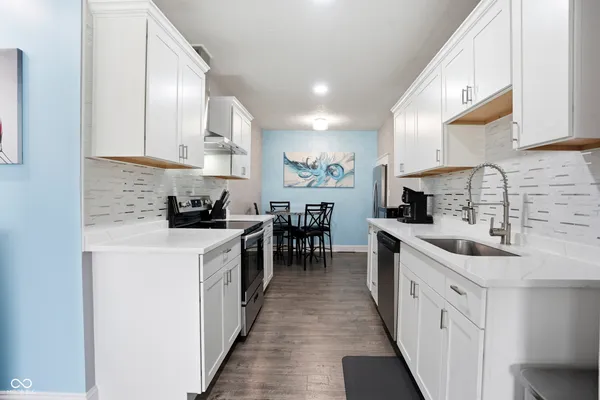 $595,000 | 7918 East 10th Street, Indianapolis, IN 46219
