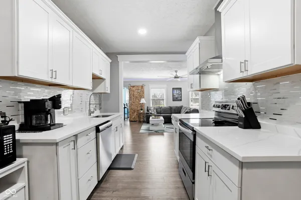 $595,000 | 7918 East 10th Street, Indianapolis, IN 46219