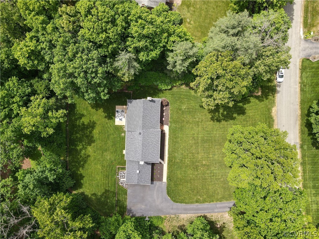 13331 Kingsmill Road Midlothian, VA 23113 - Photo 46 of 49 an aerial view of a residential houses