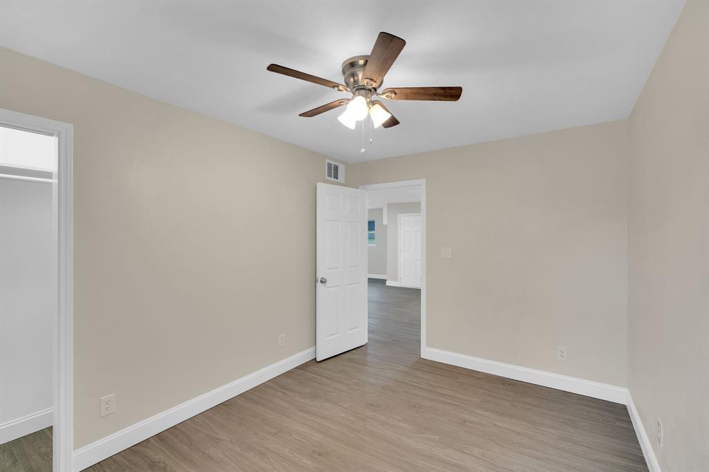 707 George Hopper Road Midlothian, TX 76065 - Photo 12 of 16 Second Bedroom