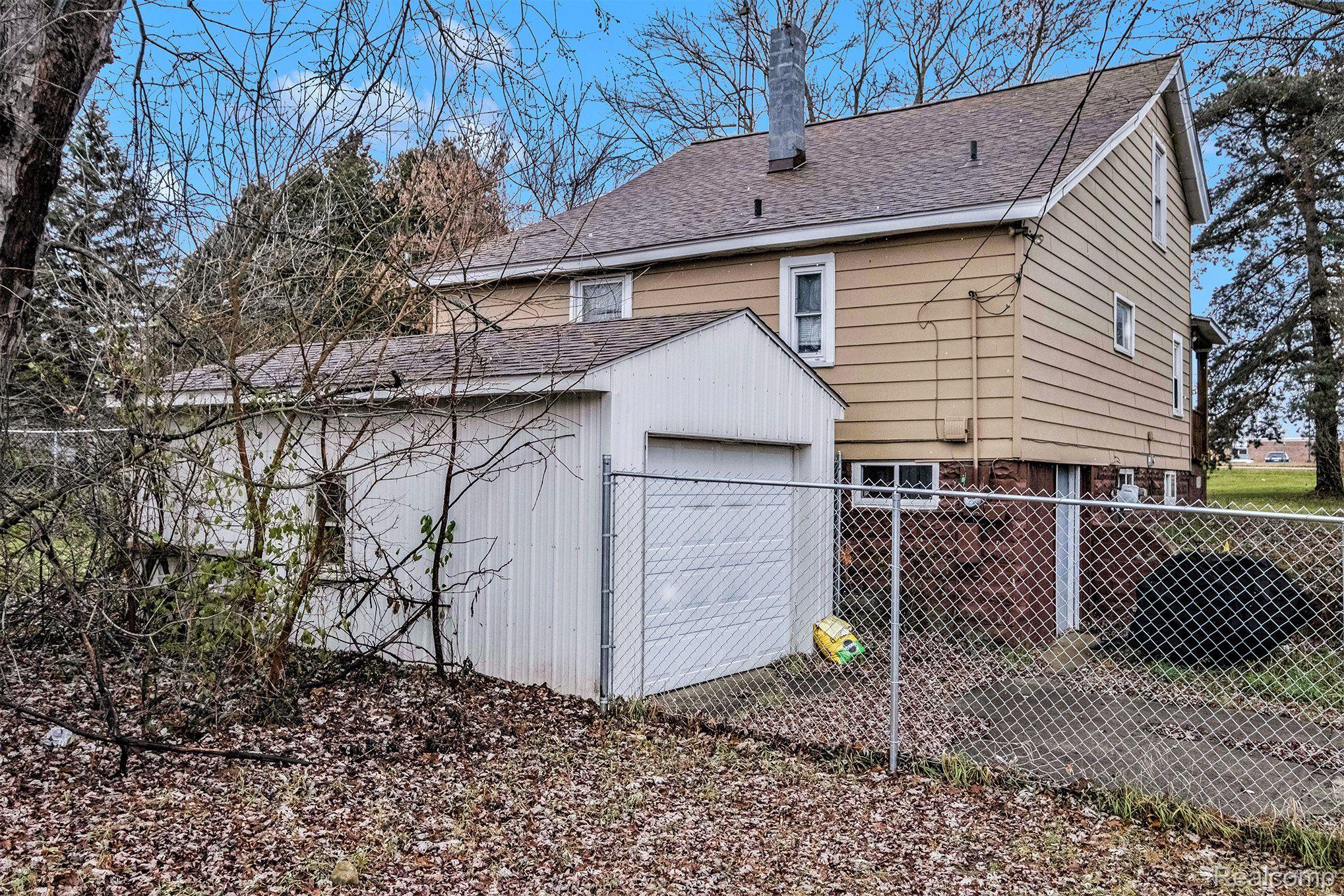2033 Imlay City Road Lapeer, MI 48446 - Photo 21 of 33 Gallery Image 21