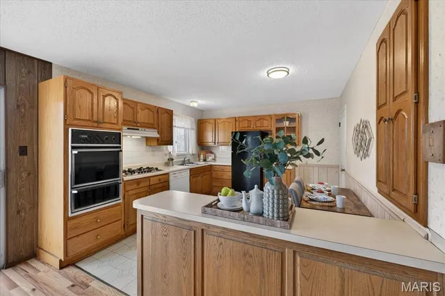 $199,999 | 4046 Del Lago Drive, Florissant, MO 63034