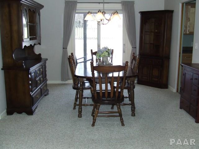 211 West Ridgemont Road Peoria, IL 61614 - Photo 9 of 36 Gallery Image 9