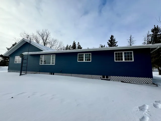 $318,000 | 45633 300th Street, Roseau, MN 56751