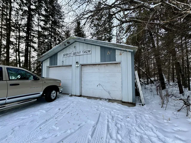 $318,000 | 45633 300th Street, Roseau, MN 56751