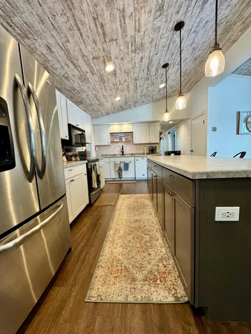 $318,000 | 45633 300th Street, Roseau, MN 56751