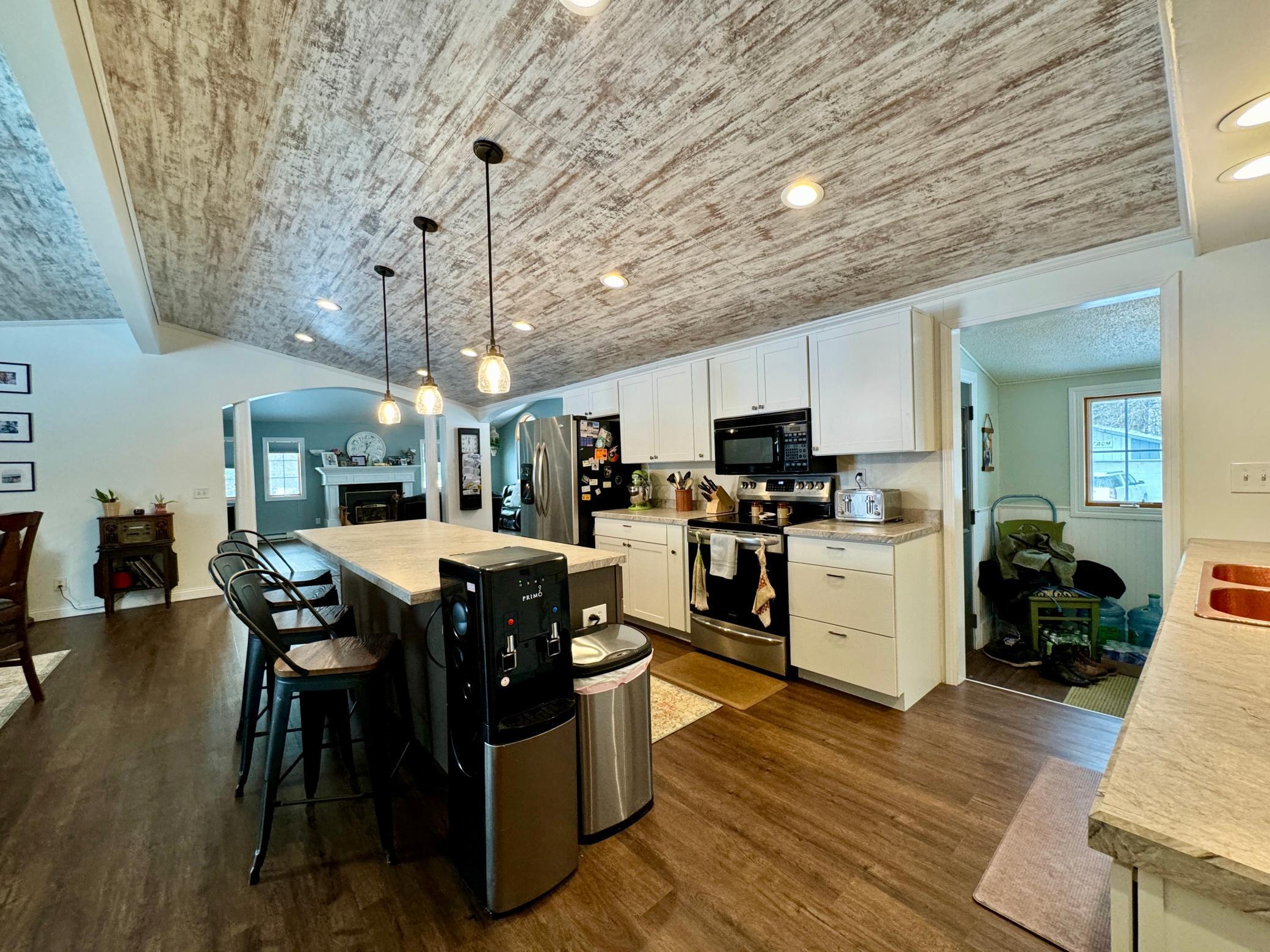 45633 300th Street Roseau, MN 56751 - Photo 7 of 36