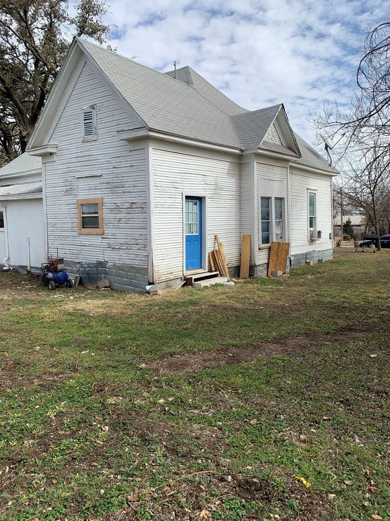 1104 South Pecan Street Brady, TX 76825 - Photo 40 of 50