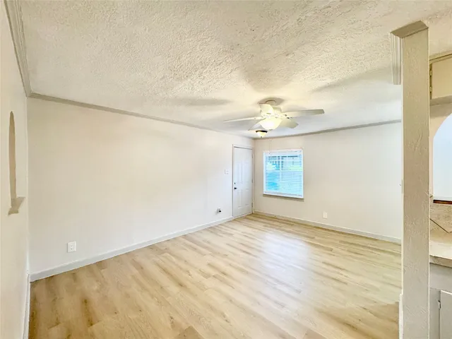 $1,495 | 1307 Willard Street, Unit 4, Houston, TX 77006