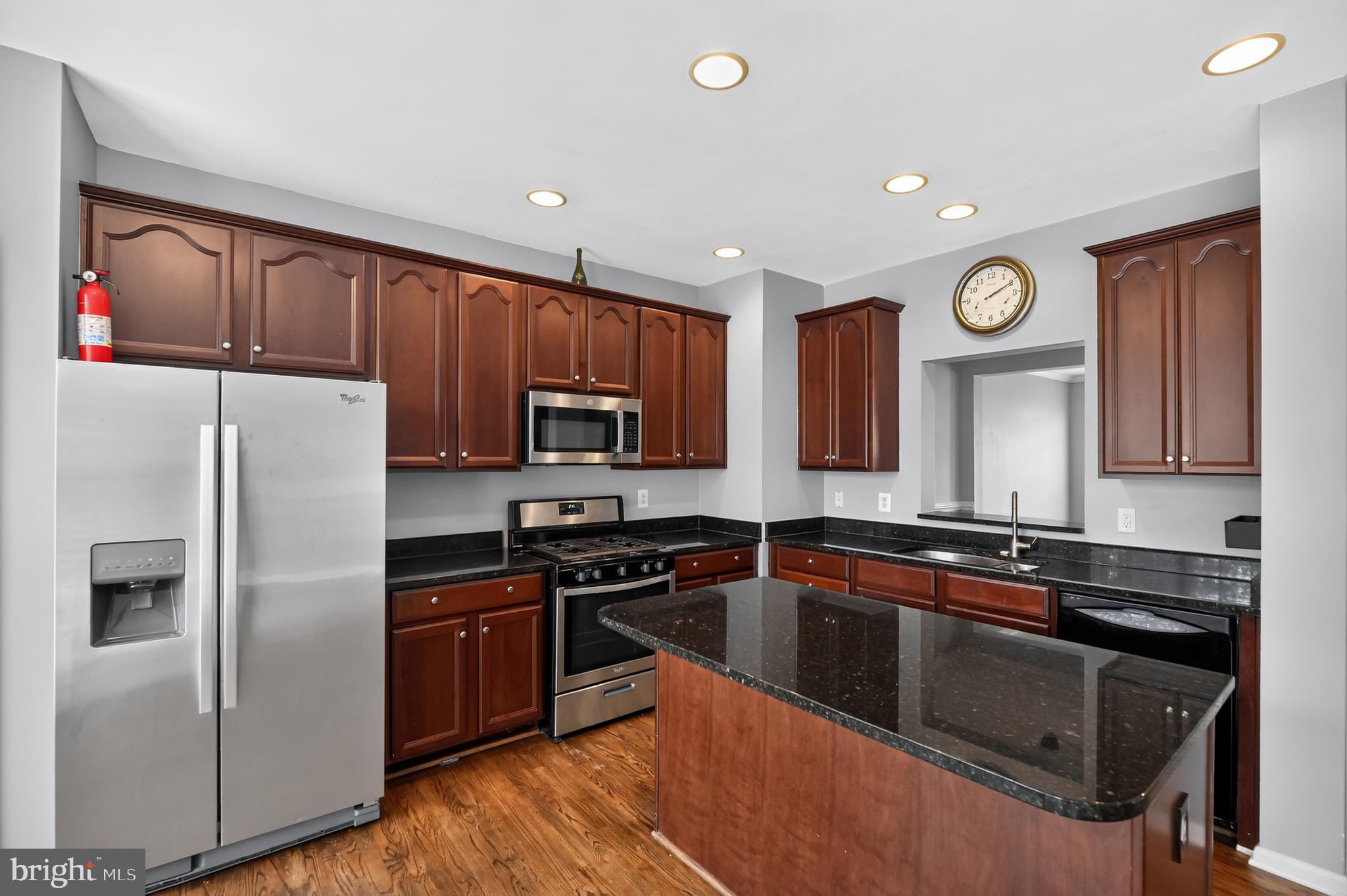 9179 Furey Road Lorton, VA 22079 - Photo 7 of 29