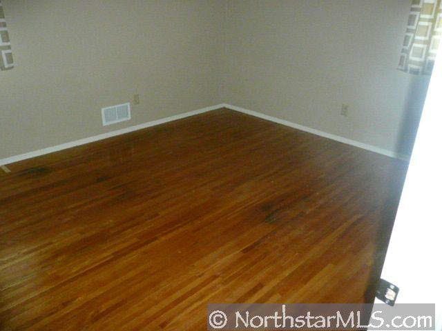 4345 Rahn Road Eagan, MN 55122 - Photo 7 of 10 Gallery Image 7