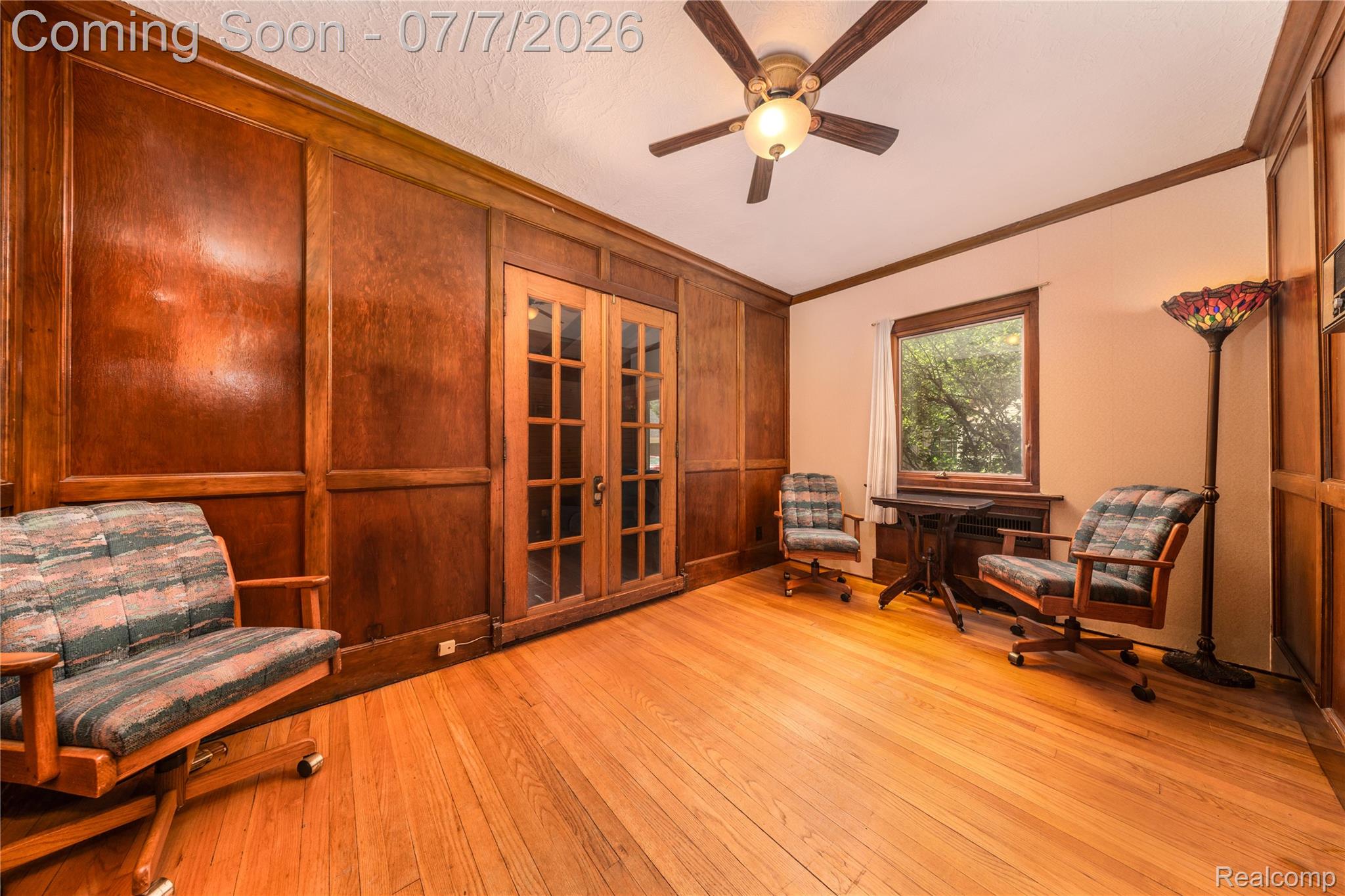 16580 Westmoreland Road Detroit, MI 48219 - Photo 13 of 37 study 16580 Westmoreland.jpg