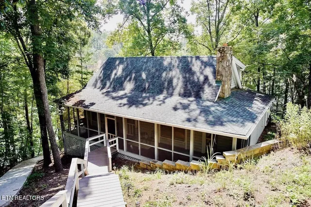 $1,399,000 | 226 Deer Run Point, La Follette, TN 37766