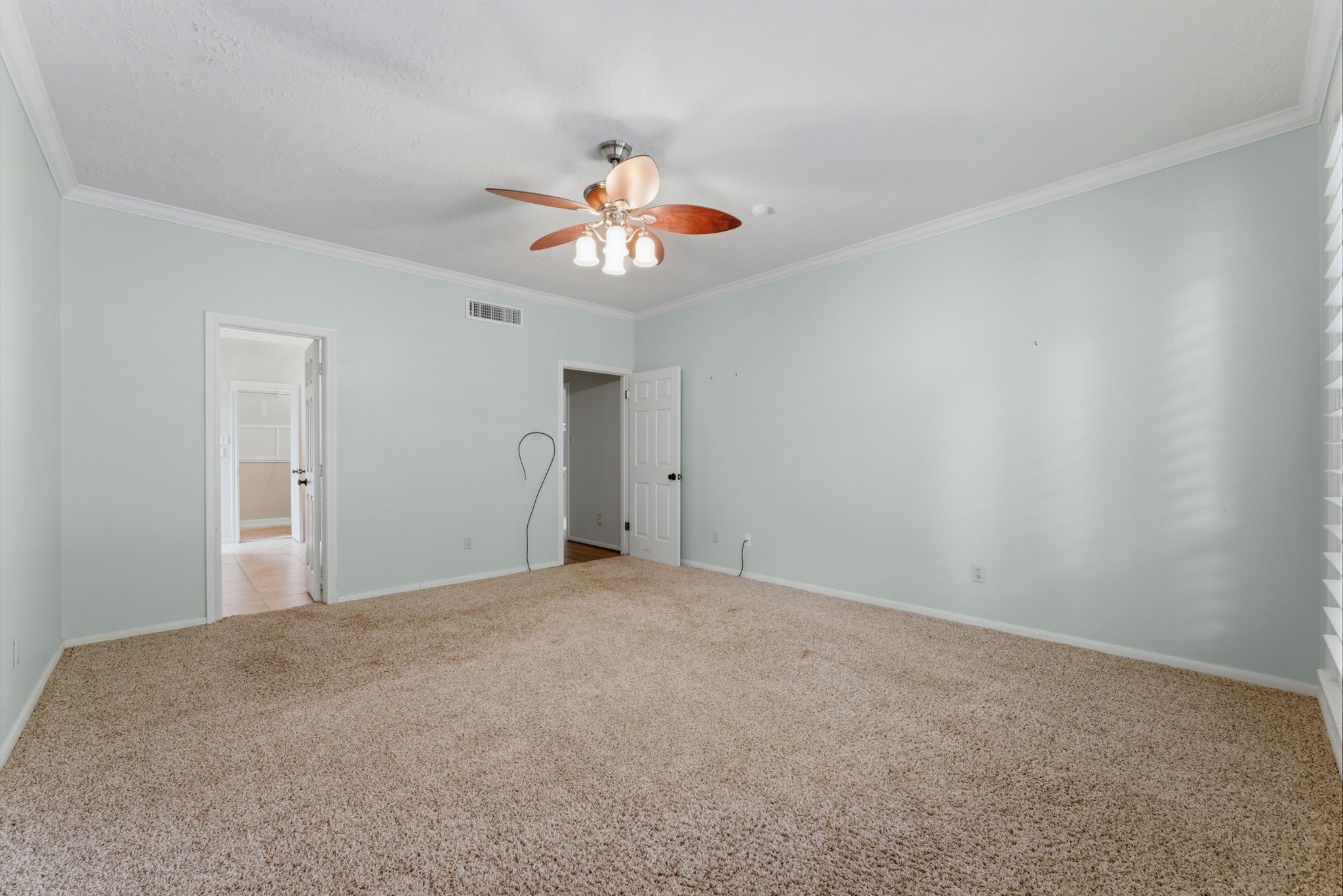 13807 Balmore Circle Houston, TX 77069 - Photo 15 of 30 a view of an empty room with a window