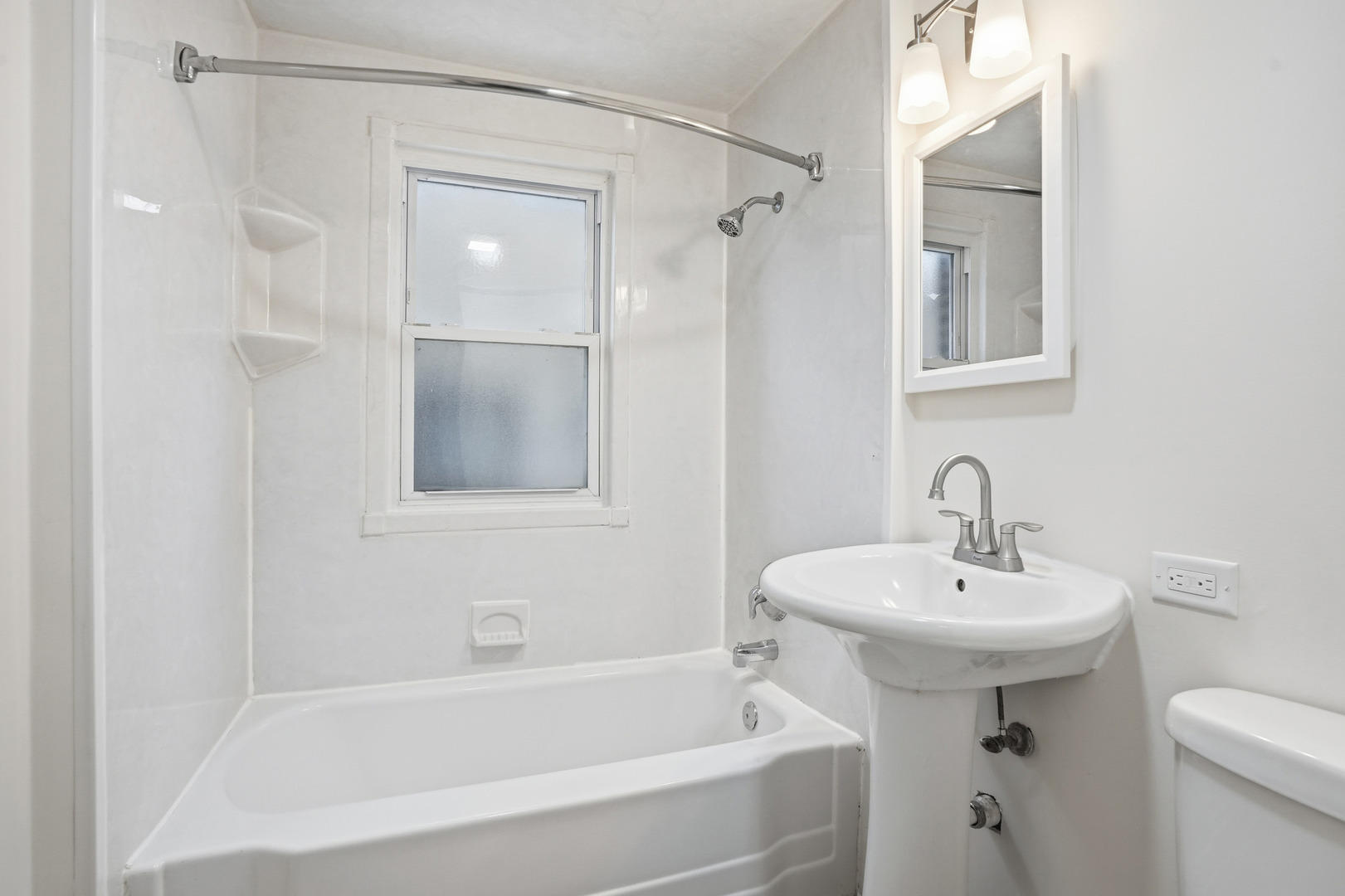 11056 South State Line Road Chicago, IL 60617 - Photo 13 of 19