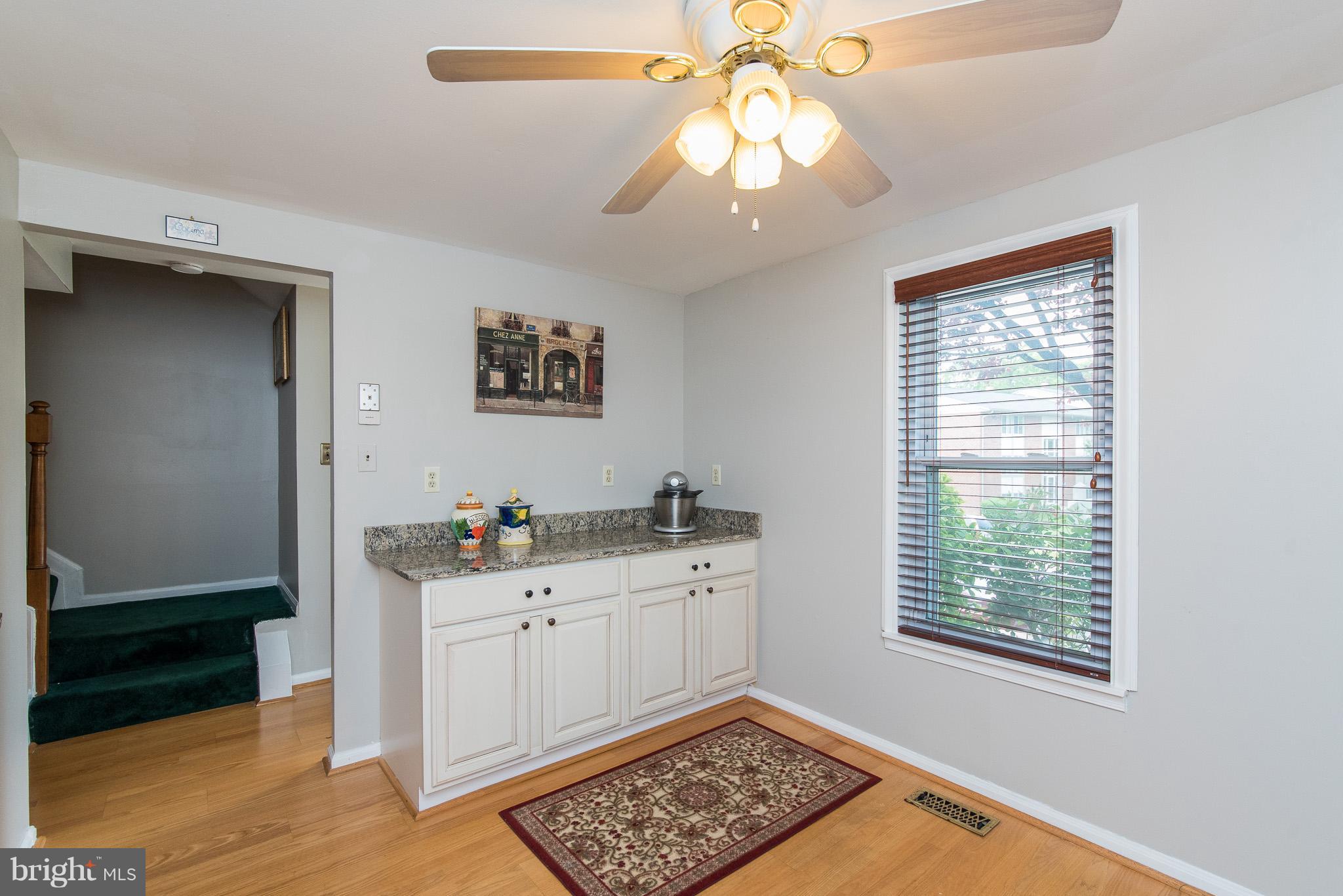 9260 Throgmorton Road Baltimore, MD 21234 - Photo 8 of 30 Kitchen