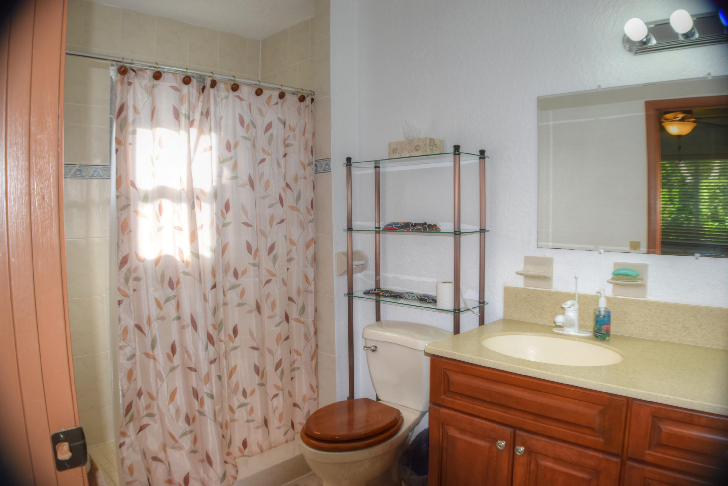 164 Coral Road Islamorada, FL 33036 - Photo 12 of 31 Bath 2