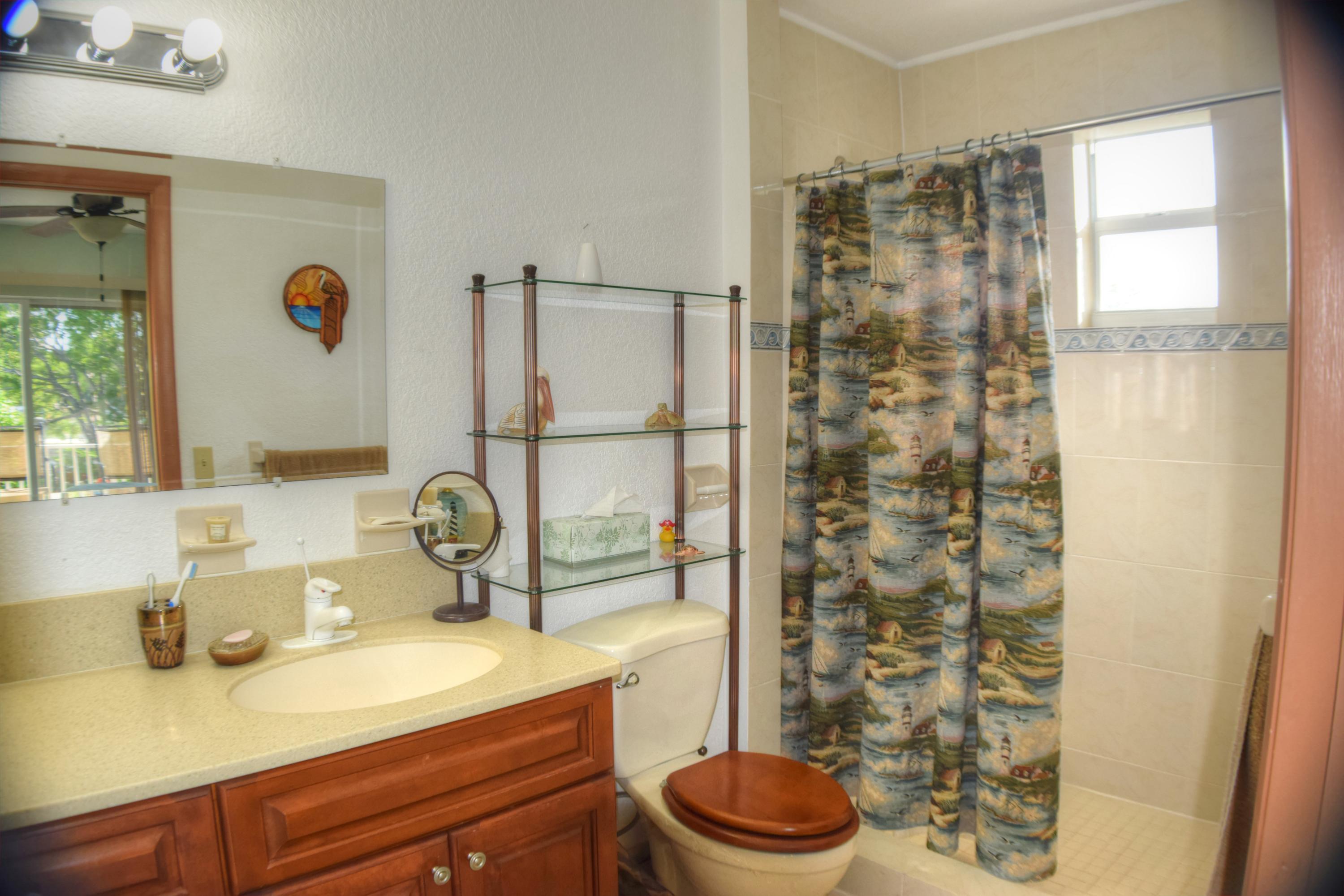 164 Coral Road Islamorada, FL 33036 - Photo 10 of 31 Bath 3