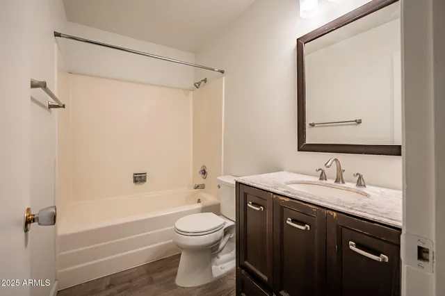 $2,400 | 12 East Hermosa Drive, Tempe, AZ 85282