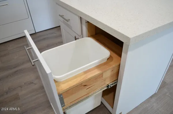 $2,400 | 12 East Hermosa Drive, Tempe, AZ 85282