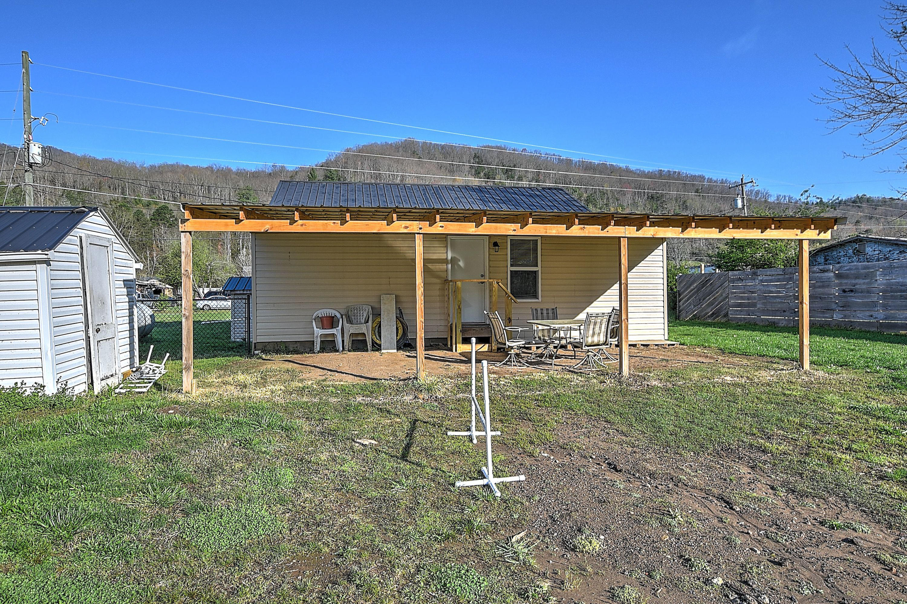 166 Bumpus Cove Road Erwin, TN 37650 - Photo 25 of 50 166 Bumpus Cove-25