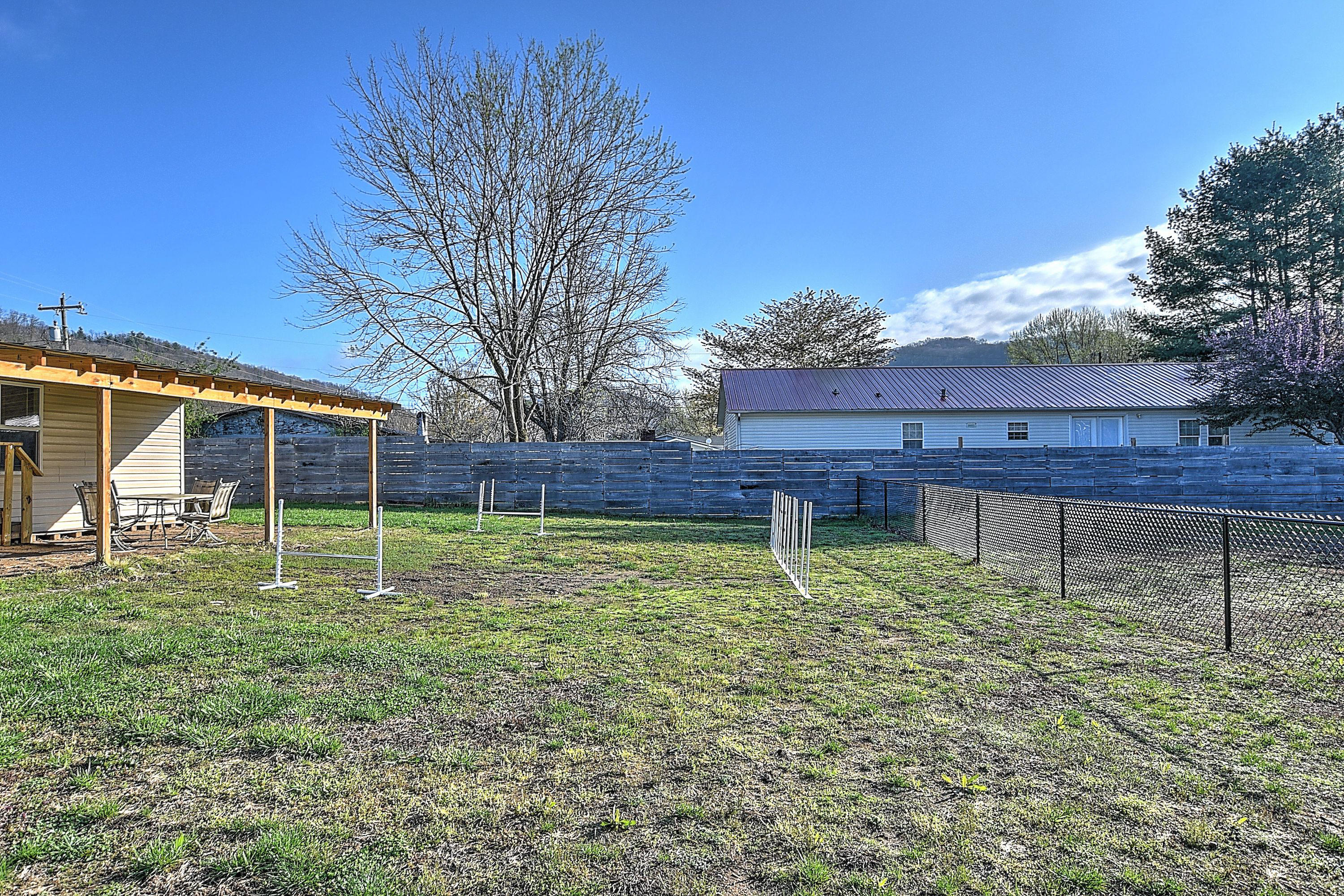 166 Bumpus Cove Road Erwin, TN 37650 - Photo 26 of 50 166 Bumpus Cove-26