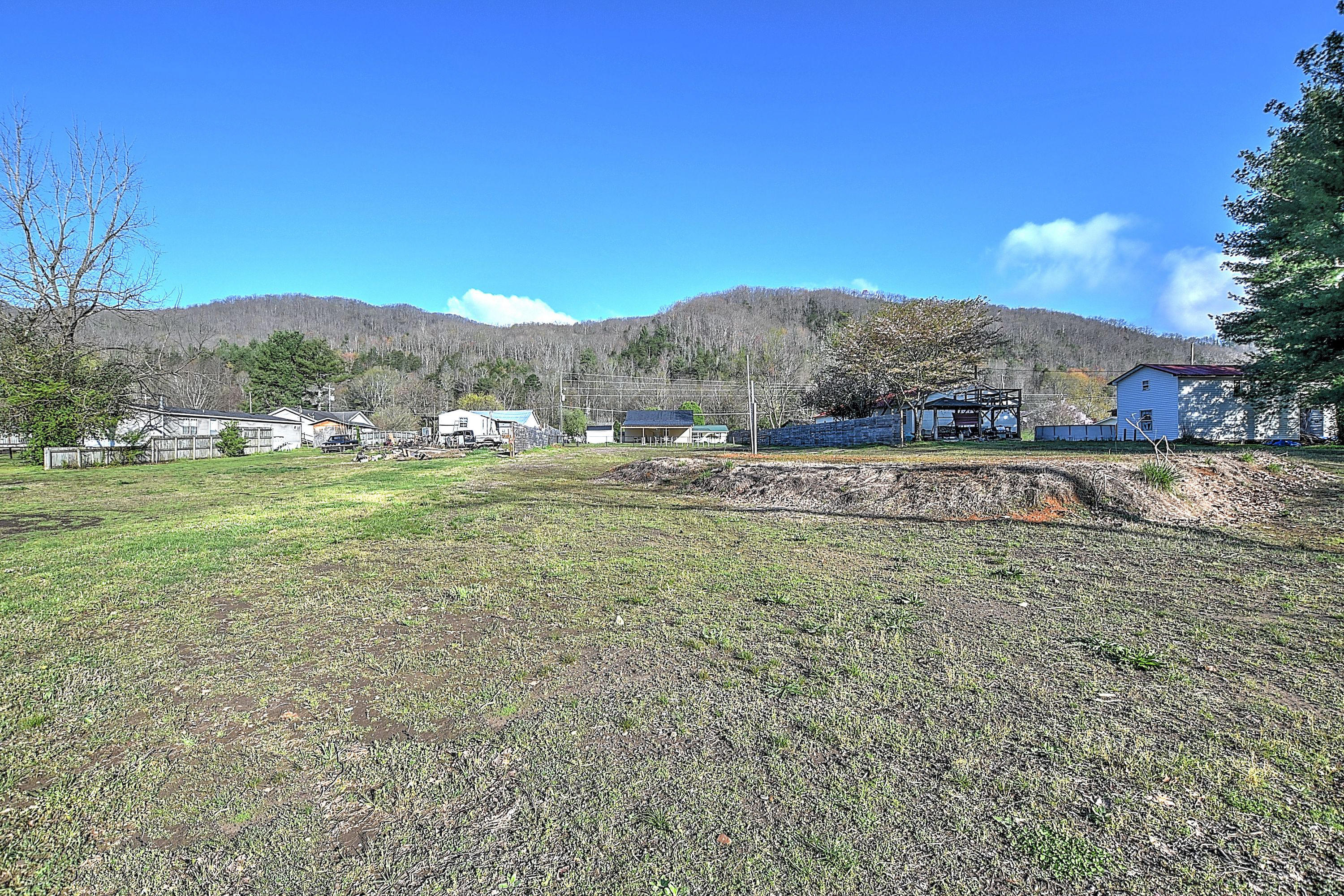 166 Bumpus Cove Road Erwin, TN 37650 - Photo 37 of 50 166 Bumpus Cove-37