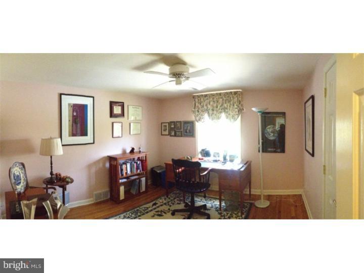 53 Crestline Road Wayne, PA 19087 - Photo 18 of 22 Bedroom 3