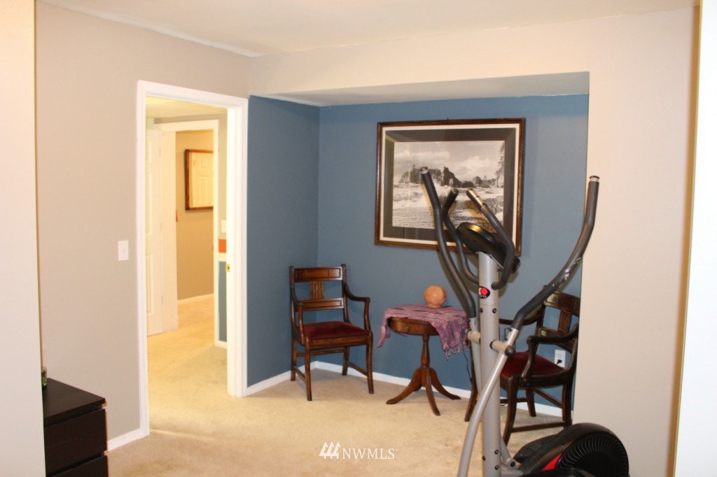 1536 228th Street Southeast, Unit B Bothell, WA 98021 - Photo 11 of 17
