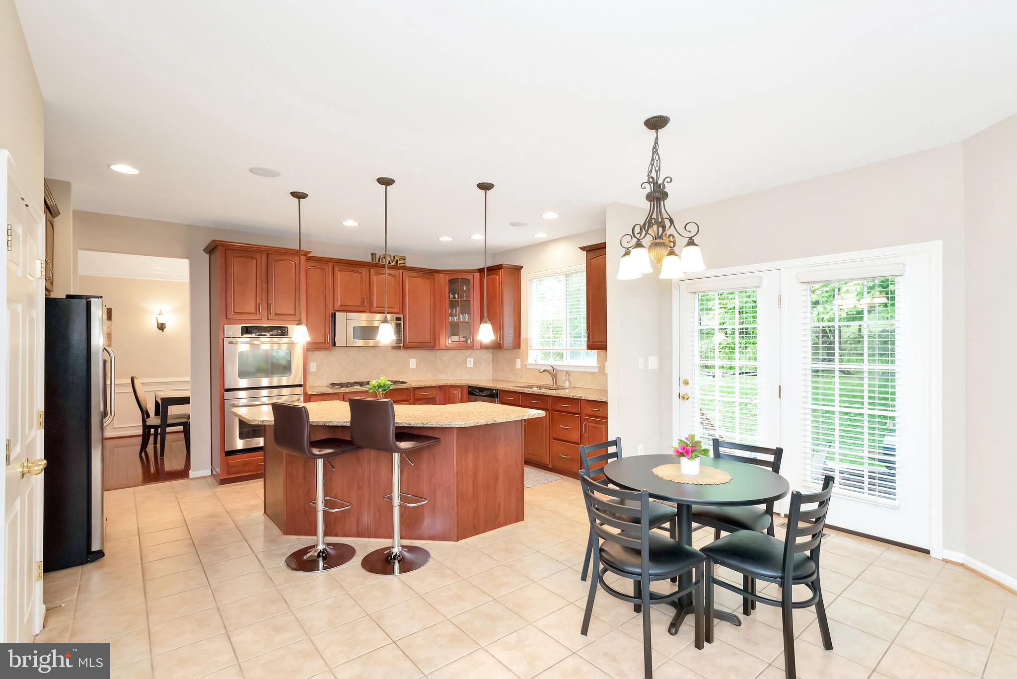 4950 Pale Morning Dun Road Elkridge, MD 21075 - Photo 14 of 70 Kitchen
