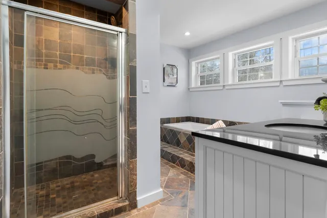 $549,900 | 583 Burt Hill Road, Winchester, NH 03470