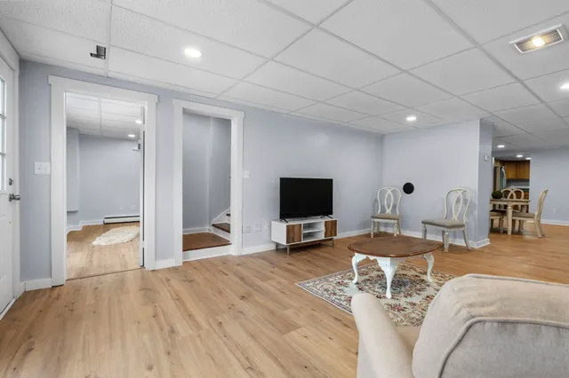 $549,900 | 583 Burt Hill Road, Winchester, NH 03470