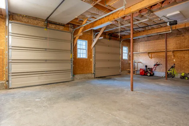 $549,900 | 583 Burt Hill Road, Winchester, NH 03470