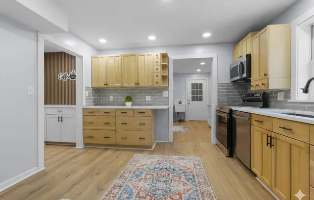 $549,900 | 583 Burt Hill Road, Winchester, NH 03470