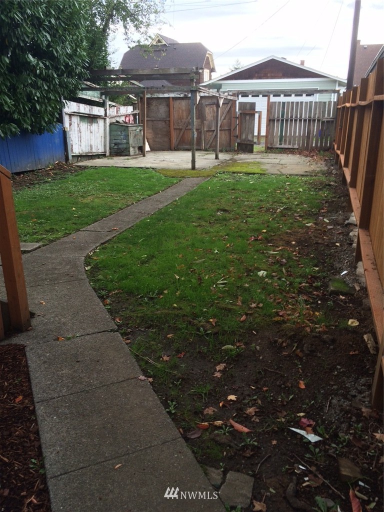 2017 Wetmore Avenue Everett, WA 98201 - Photo 12 of 13 Gallery Image 12