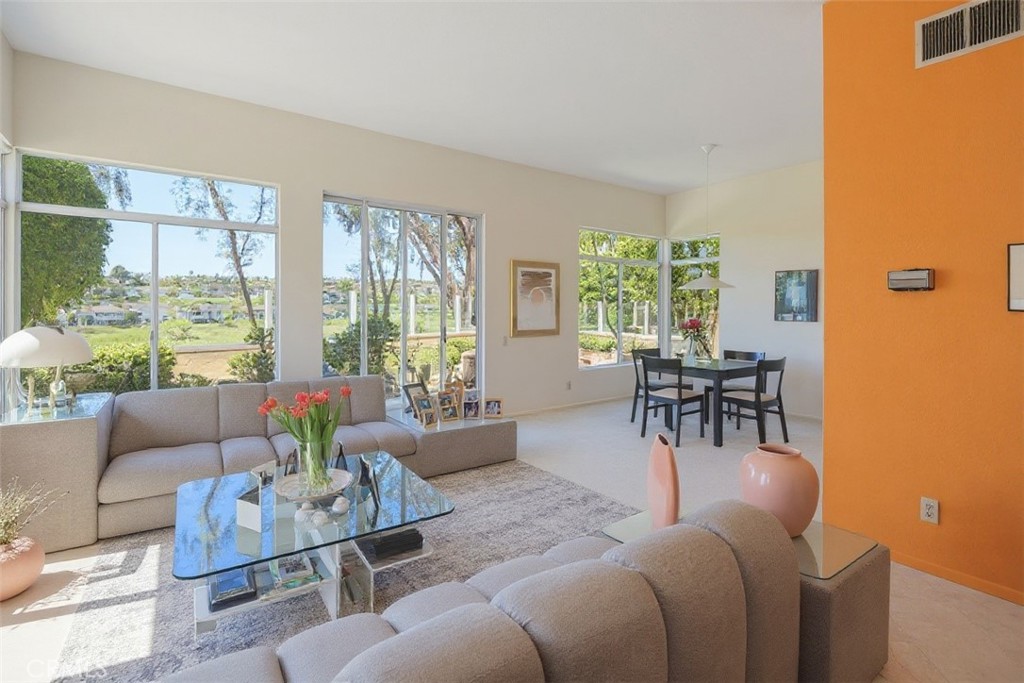 14 Imperatrice Dana Point, CA 92629 - Photo 10 of 41 Virtually Staged