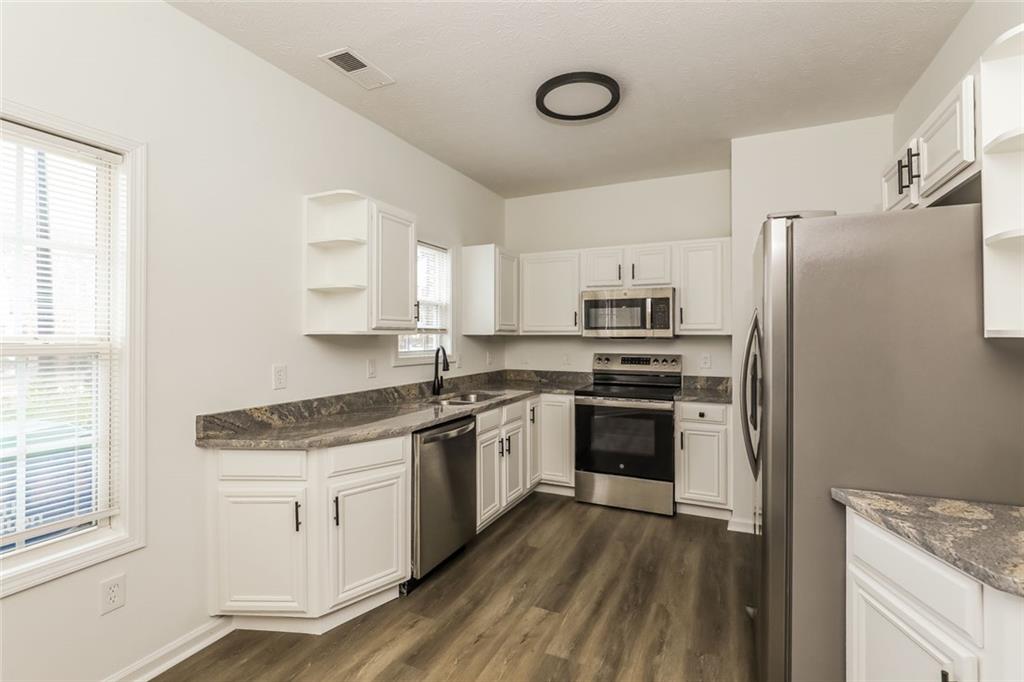 2555 Flat Shoals Road, Unit 3005 Atlanta, GA 30349 - Photo 5 of 15