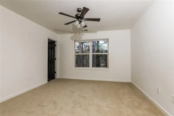 $2,050 | 2555 Flat Shoals Road, Unit 3005, Atlanta, GA 30349