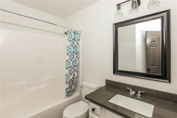 $2,050 | 2555 Flat Shoals Road, Unit 3005, Atlanta, GA 30349