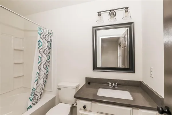 $2,050 | 2555 Flat Shoals Road, Unit 3005, Atlanta, GA 30349