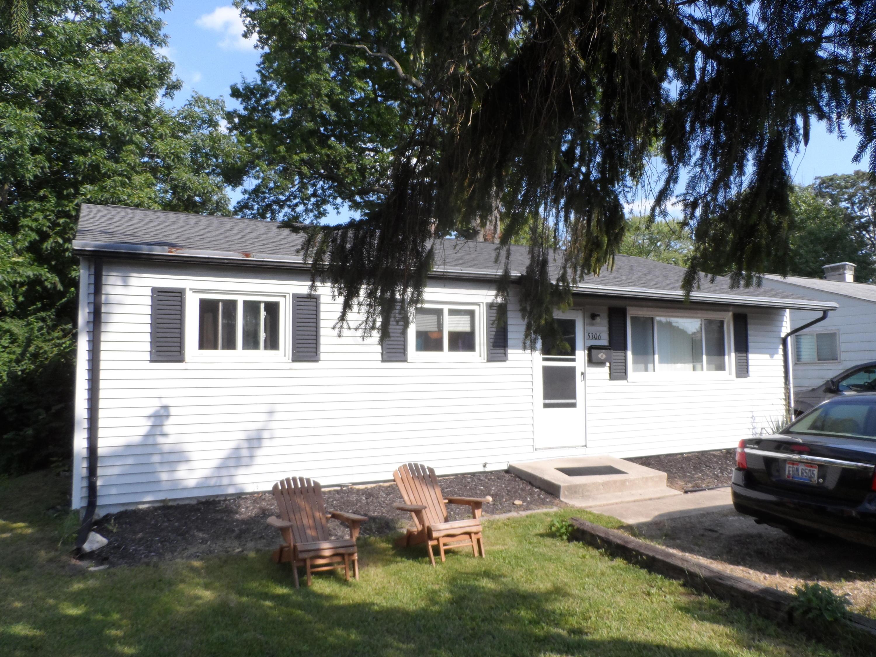 5306 Sinclair Road Columbus, OH 43229 - Photo 1 of 14 Gallery Image 1