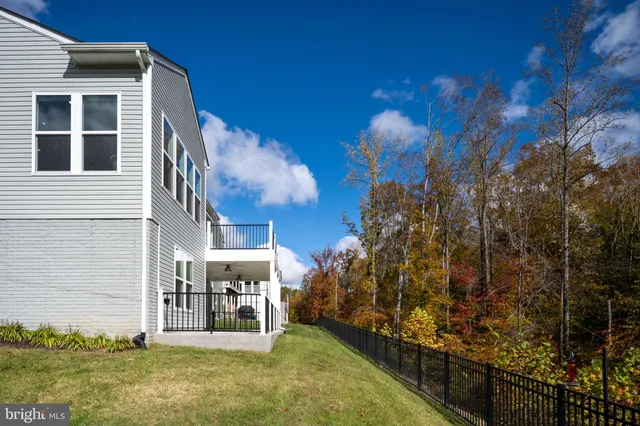 $669,999 | 27 Sanibel Drive, Fredericksburg, VA 22406