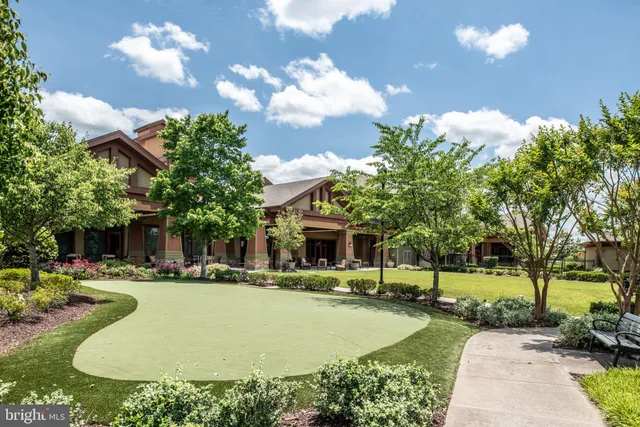 $669,999 | 27 Sanibel Drive, Fredericksburg, VA 22406