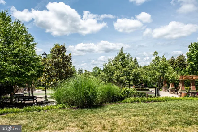 $669,999 | 27 Sanibel Drive, Fredericksburg, VA 22406