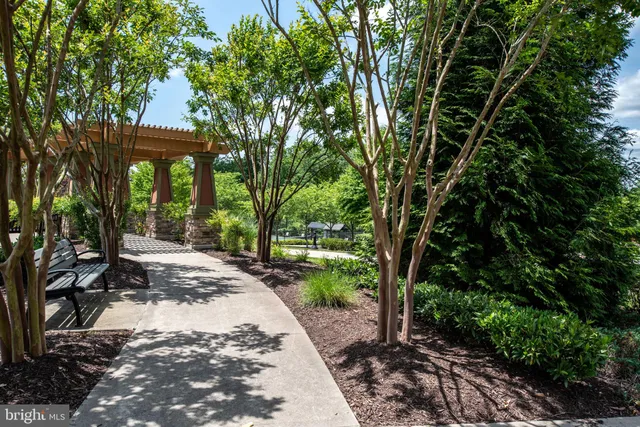 $669,999 | 27 Sanibel Drive, Fredericksburg, VA 22406