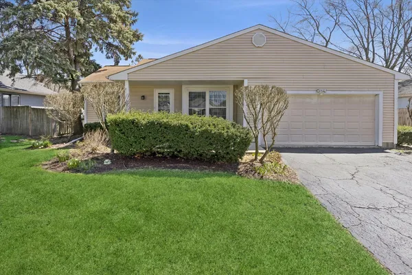 $369,000 | 2286 Weatherford Lane, Naperville, IL 60565