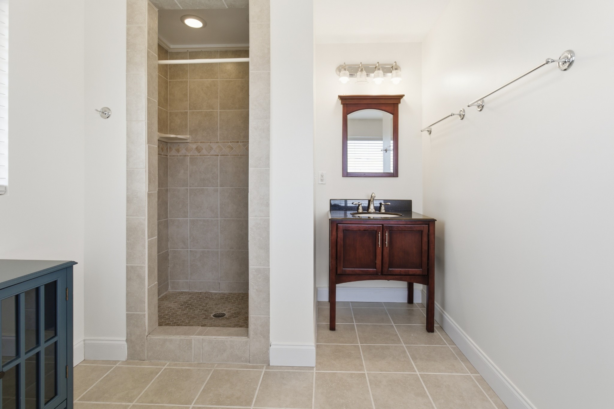 558 Ferrells Loop Road Beechgrove, TN 37018 - Photo 31 of 46 a en suite bathroom with a toilet a sink and mirror