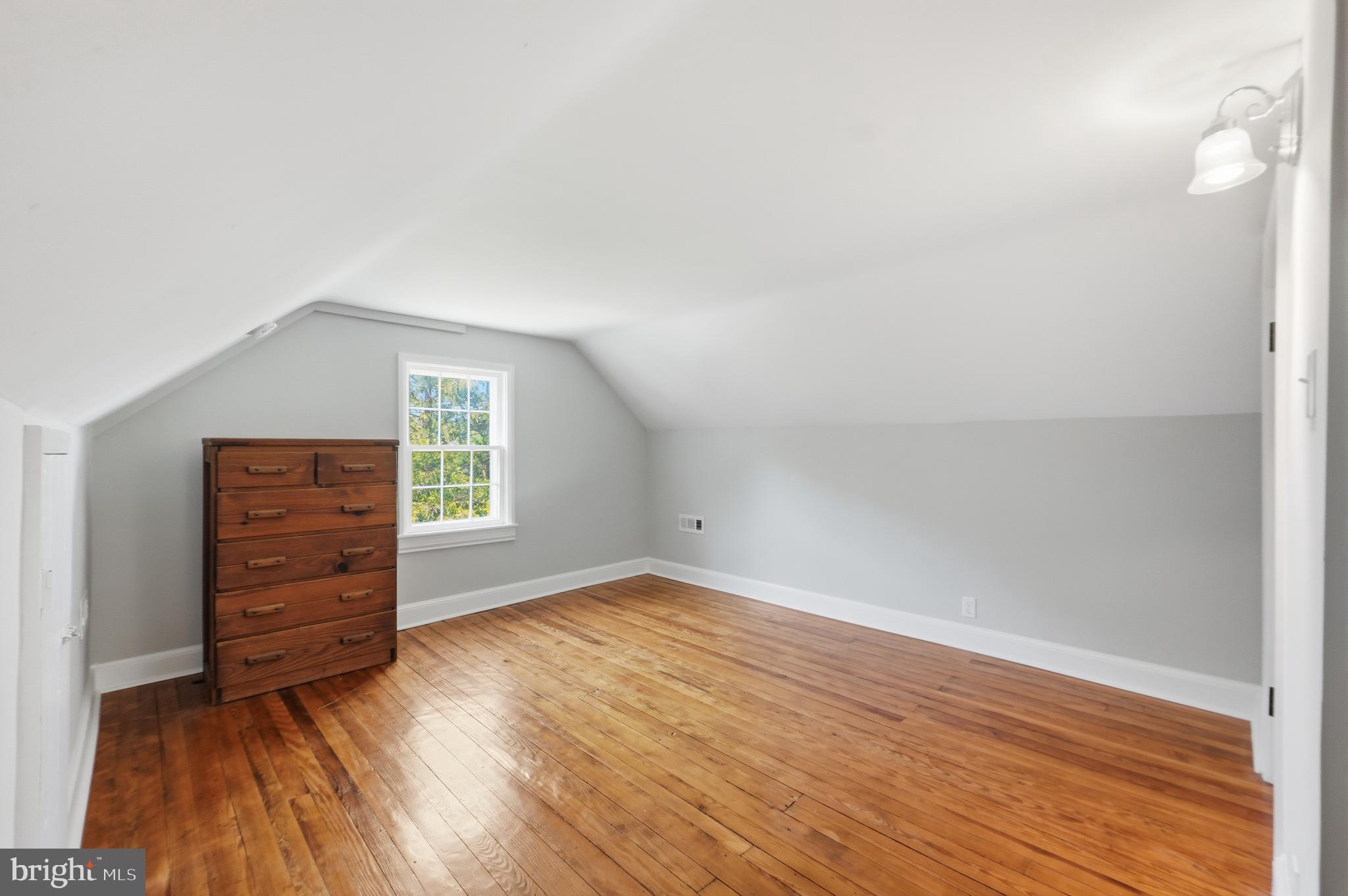 15715 Avery Road Rockville, MD 20855 - Photo 60 of 116 6th Bedroom - 3rd Level