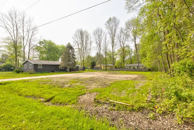 $25,900 | 605 46th Avenue, Menominee, MI 49858