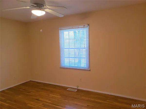 $2,625 | 803 Clayworth Drive, Ballwin, MO 63011